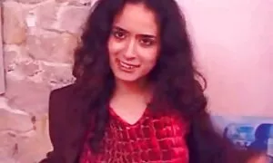پاها داستان sek30 را پهن کنید و با یک ماساژ درمانی لذت ببرید