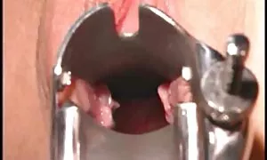 سه تا وقتی که به ارگاسم مبتلا نشوند دانلود فیلم سکس از تلگرام ، در رختخواب می گیرند